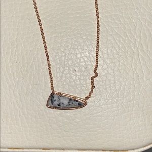Kendra Scott necklace
